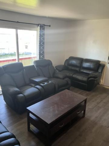 Apartment 410 E 45th Ave Unit 4 *
