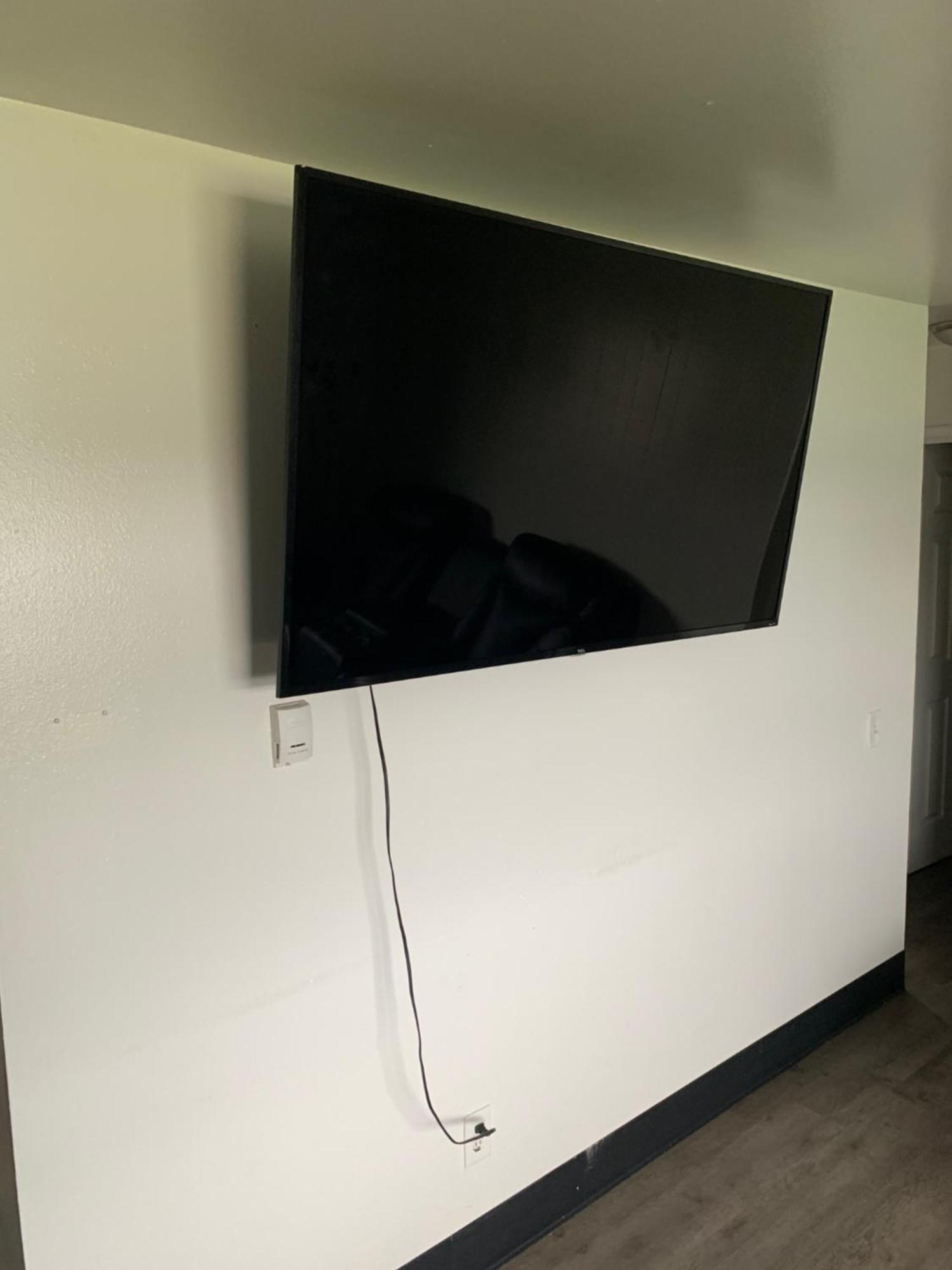 410 E 45th Ave Unit 4 Apartment